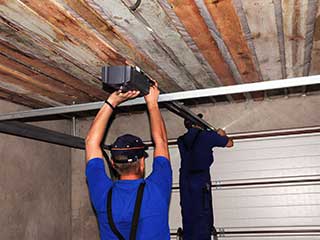 Affordable Garage Door Repair Near Boca Raton, FL